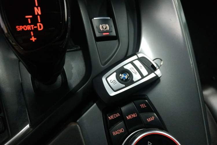 Used BMW i8 2014 Standard Model Vehicle Key