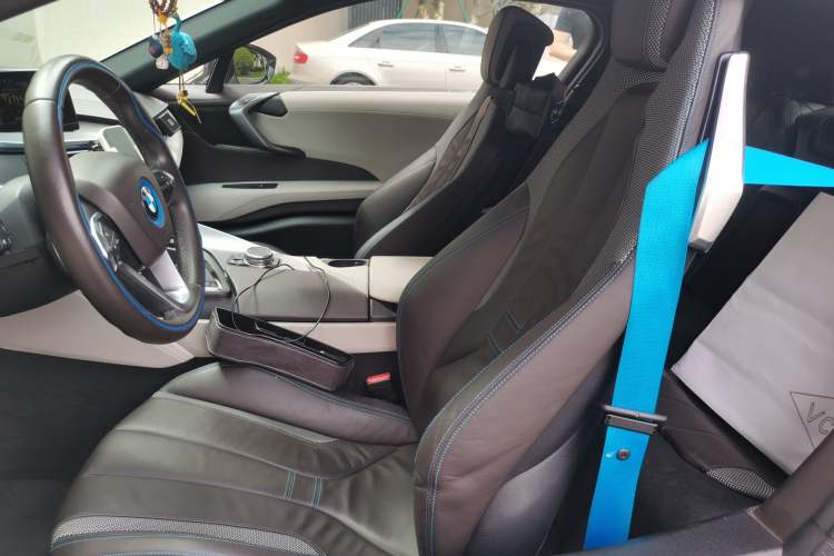 Used BMW i8 2014 Standard Model Driver Seat