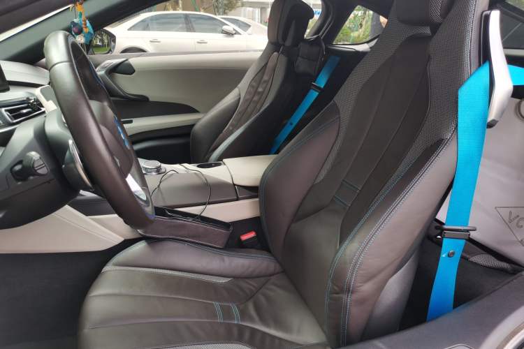 Used BMW i8 2014 Standard Model Left Front Seat
