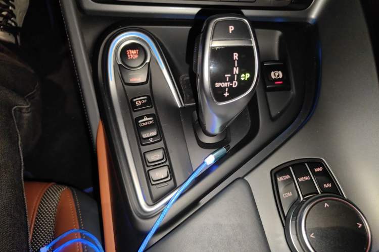 Used BMW i8 2019 Convertible Sports Car Gear Lever