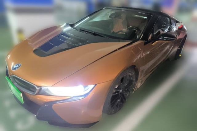 Used BMW i8 2019 Convertible Sports Car