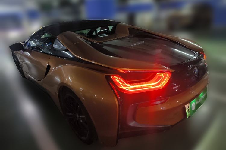 Used BMW i8 2019 Convertible Sports Car Rear Left 45 Deg