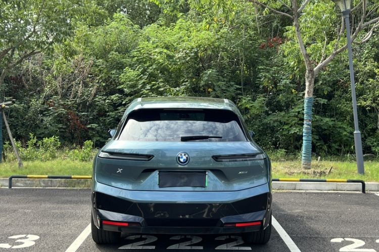 Used BMW iX 2022 xDrive40 Exterior 7