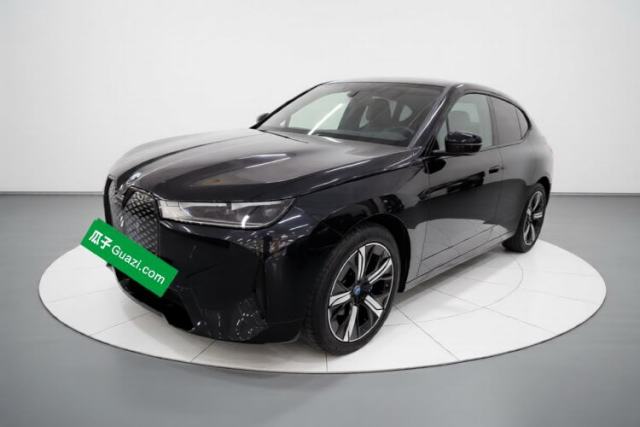 Ojetý BMW iX 2022 xDrive40