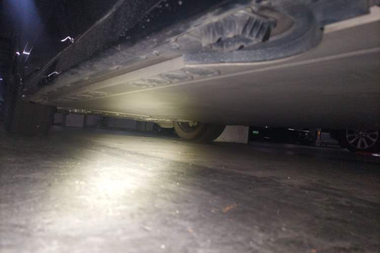 Used BMW iX 2022 xDrive40 Chassis Rear Left