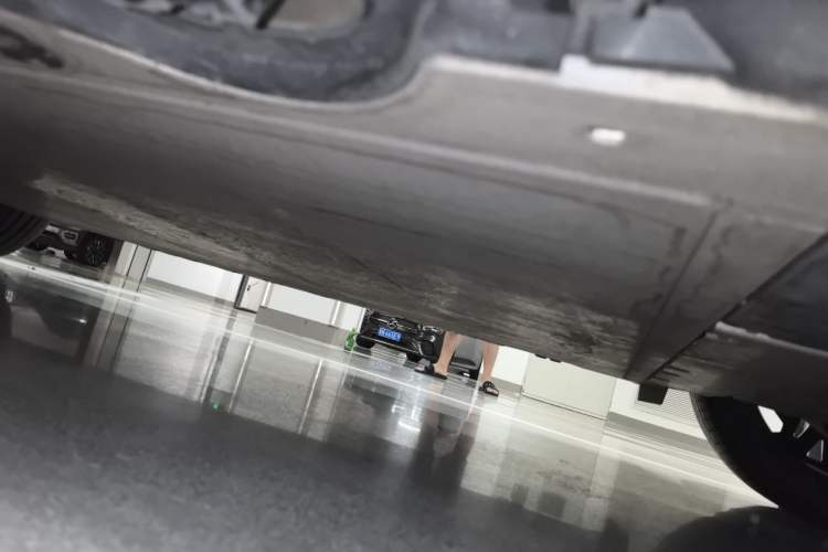 Used BMW iX 2022 M60 Chassis Rear Left