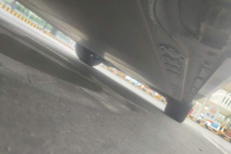 Used BMW iX 2022 xDrive40 Chassis Rear Right