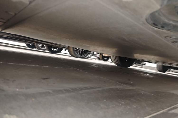 Used BMW iX 2022 xDrive40 Chassis Rear Right