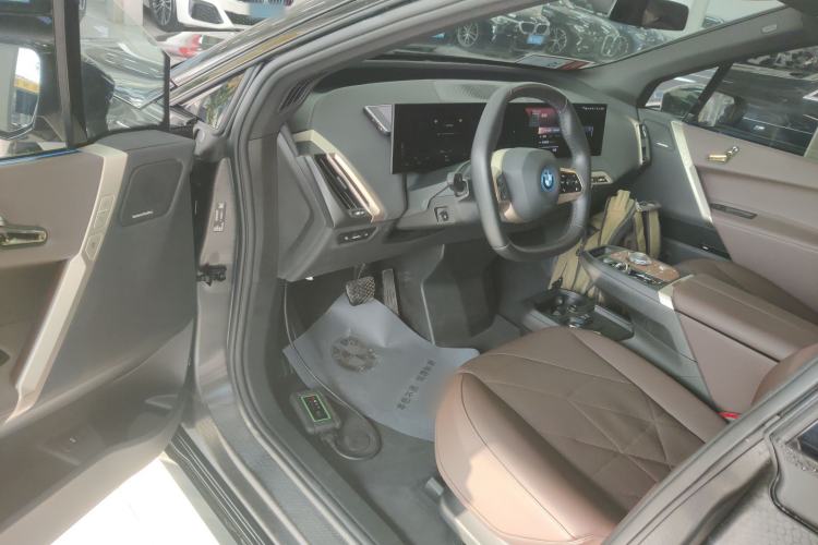 Used BMW iX 2022 xDrive40 Driver Seat