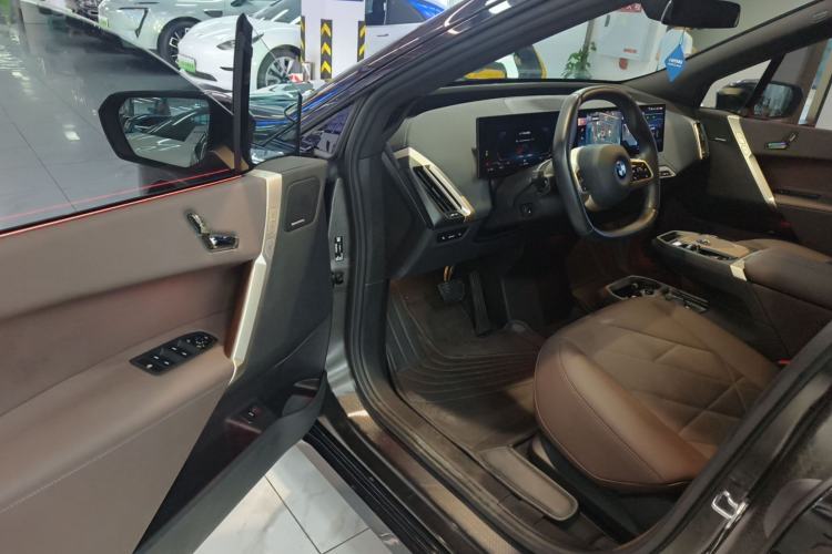 Used BMW iX 2022 xDrive40 Driver Seat