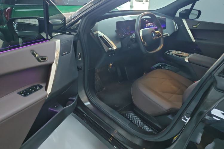 Used BMW iX 2022 xDrive40 Driver Seat
