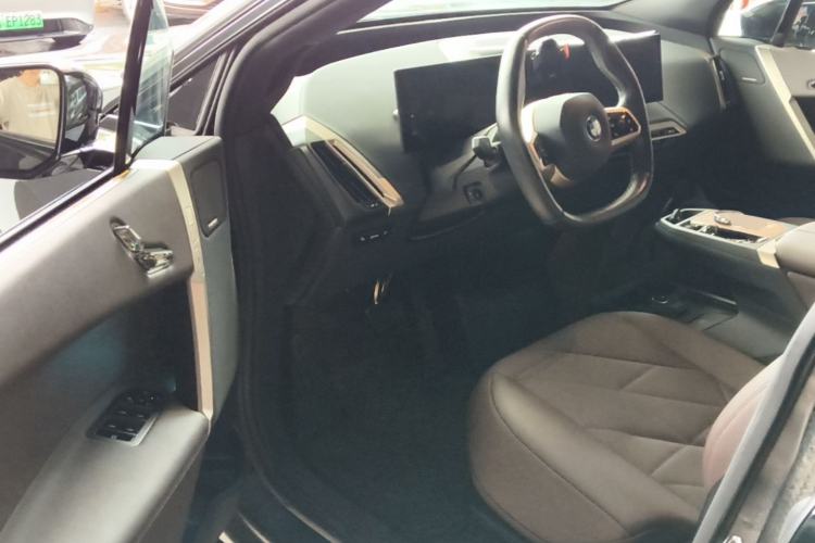 Used BMW iX 2022 xDrive40 Driver Seat