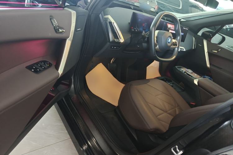 Used BMW iX 2022 xDrive40 Driver Seat
