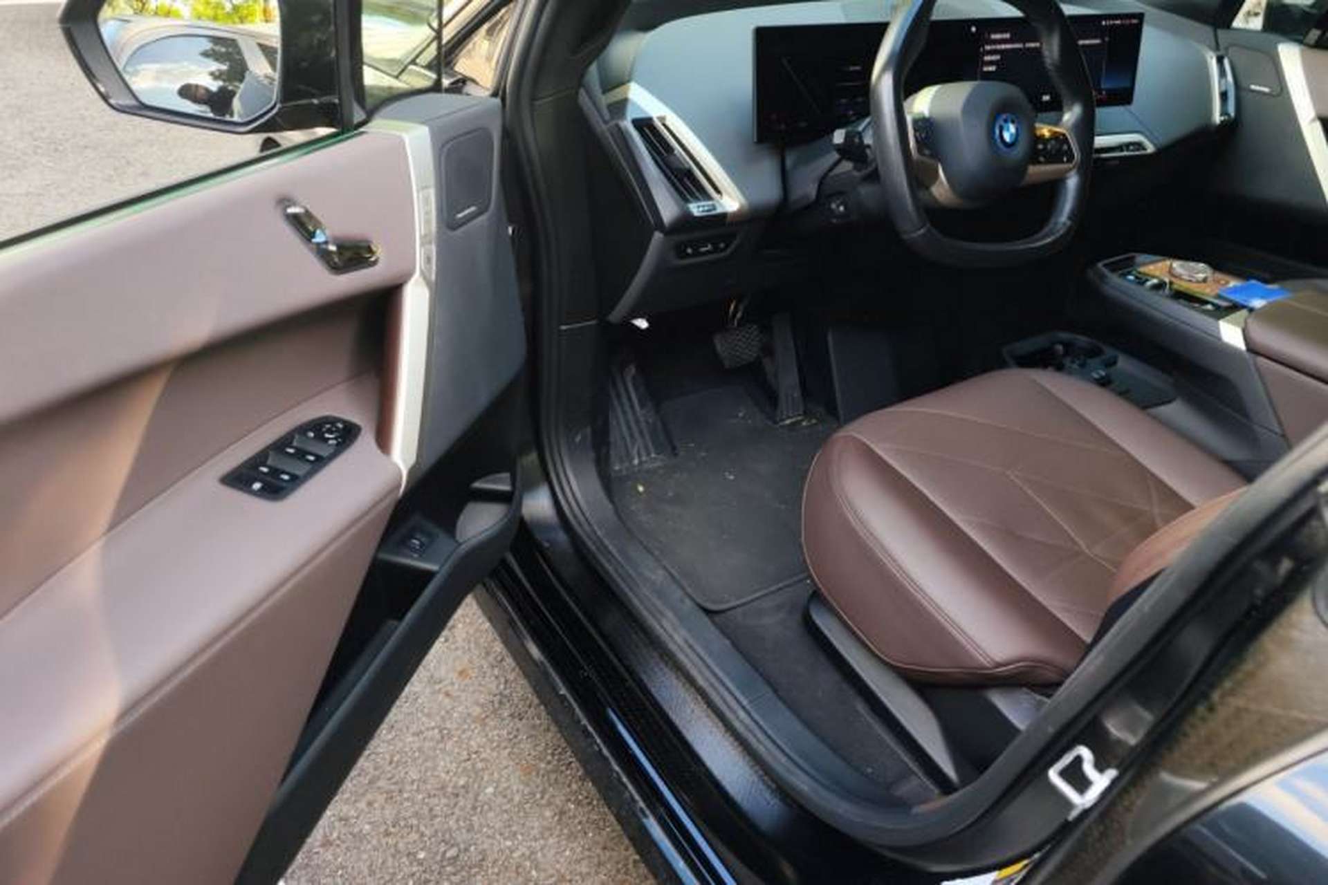 Used BMW iX 2022 xDrive40 Driver Seat