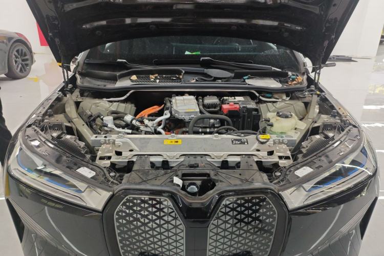 Used BMW iX 2022 xDrive40 Engine Bay