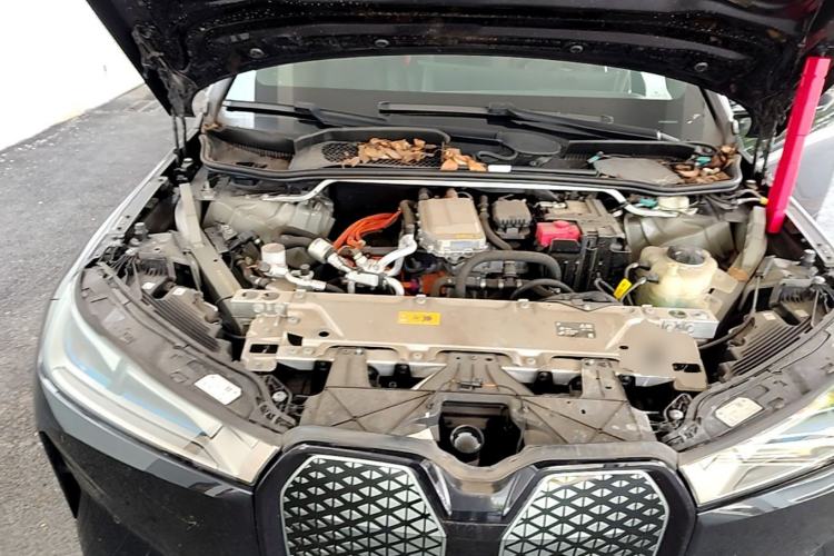 Used BMW iX 2022 xDrive40 Engine Bay