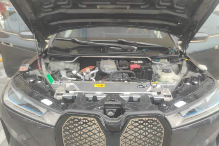 Used BMW iX 2022 xDrive40 Engine Bay