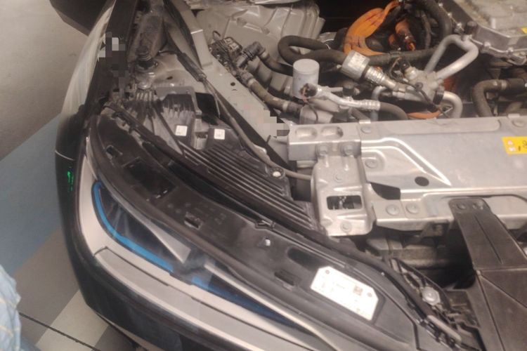 Used BMW iX 2022 xDrive50 Engine Bay Right