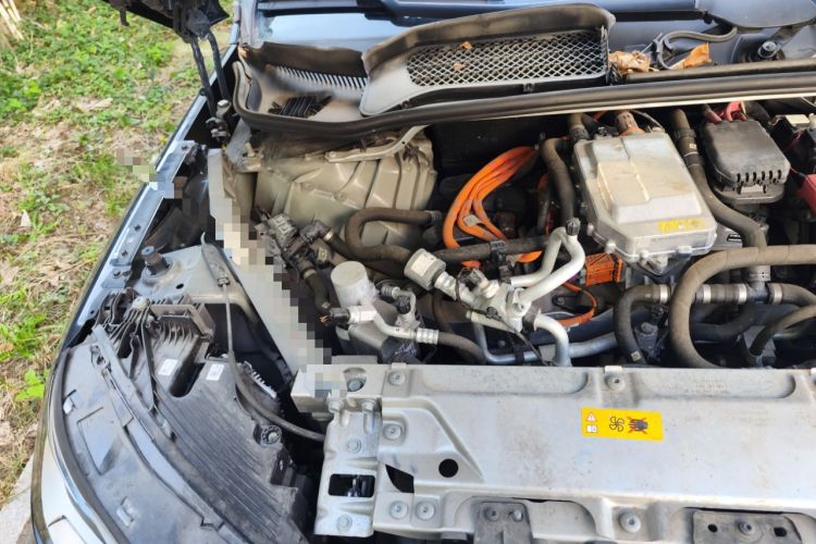 Used BMW iX 2022 xDrive40 Engine Bay Right