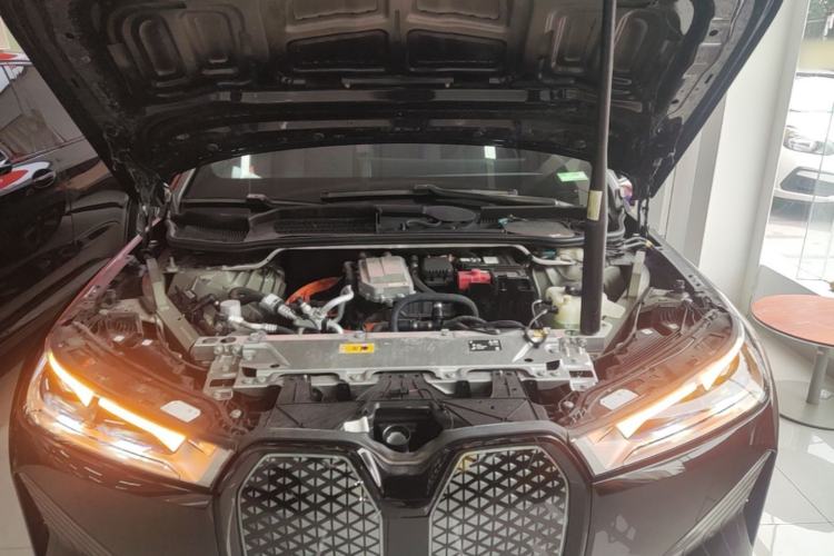Used BMW iX 2022 xDrive40 Engine Bay