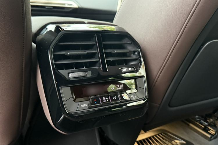 Used BMW iX 2022 xDrive40 Exterior 13