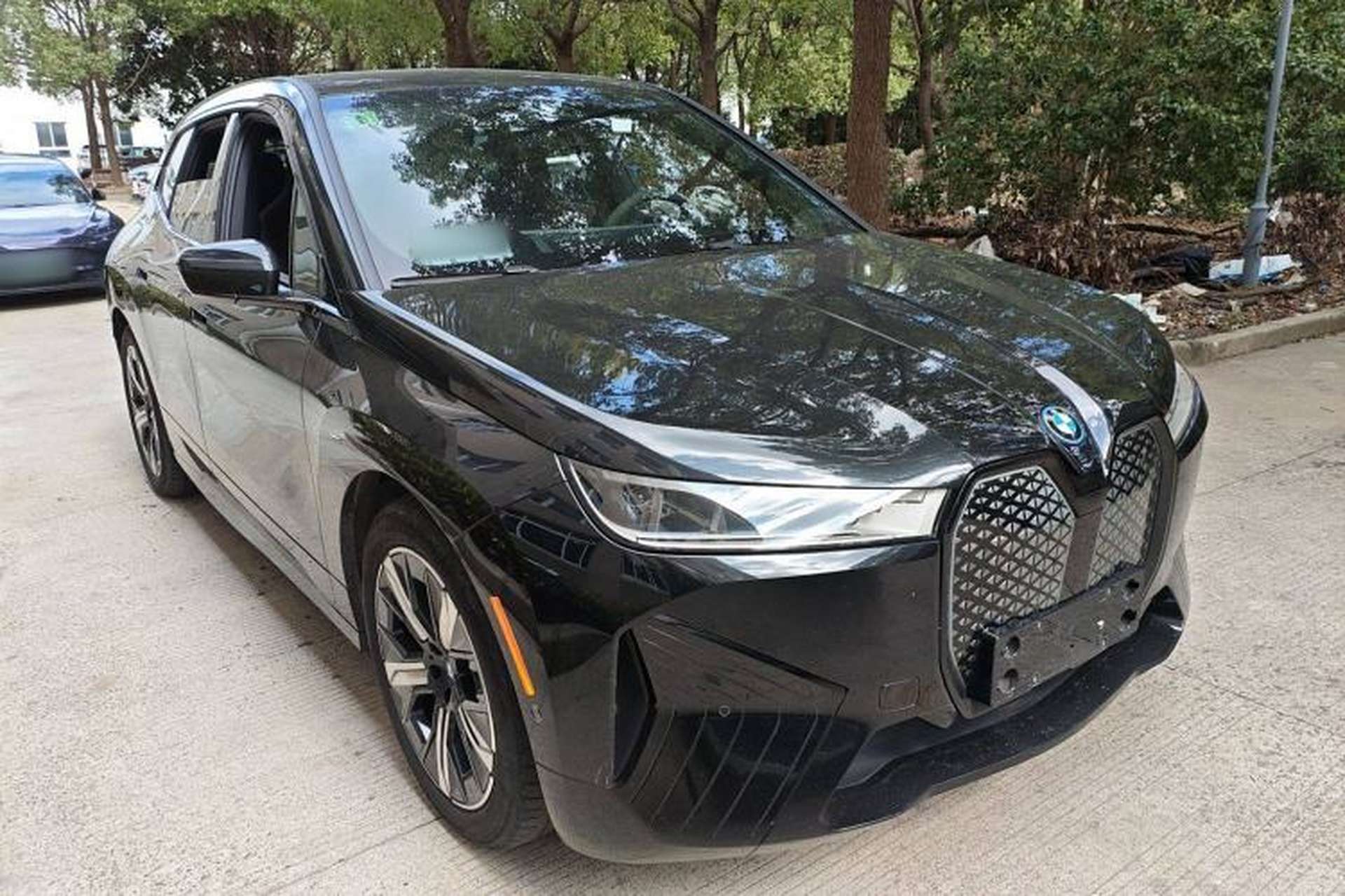 Used BMW iX 2022 xDrive40 Exterior 2