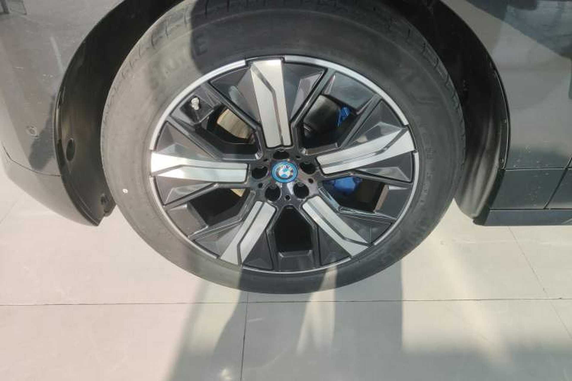 Used BMW iX 2022 xDrive40 Exterior 4