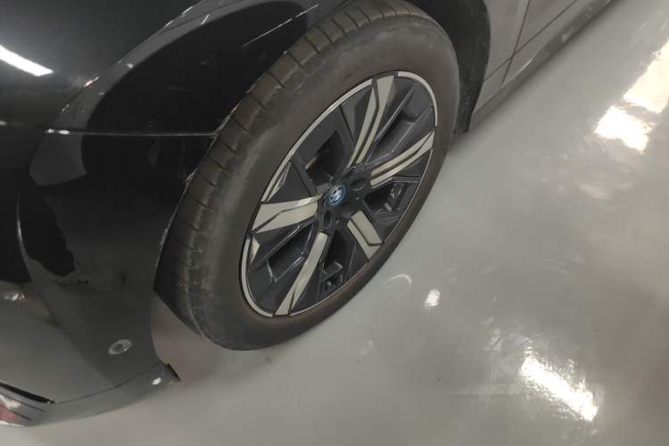 Used BMW iX 2022 xDrive40 Exterior 4