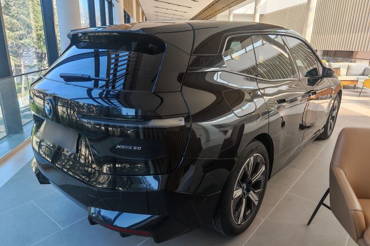 Used BMW iX 2022 xDrive50 Exterior 4