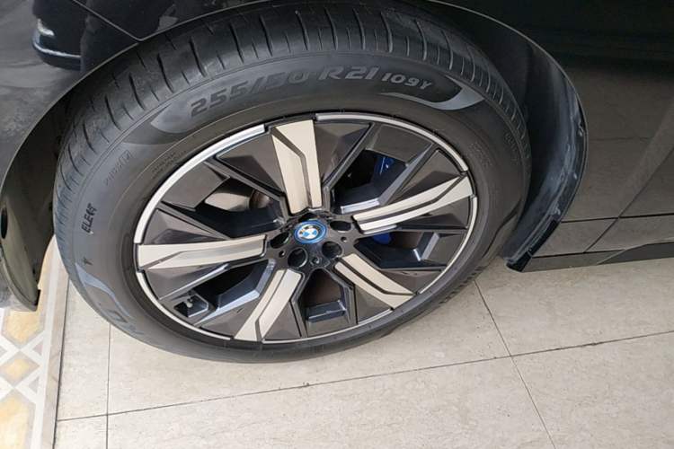 Used BMW iX 2022 xDrive40 Exterior 4