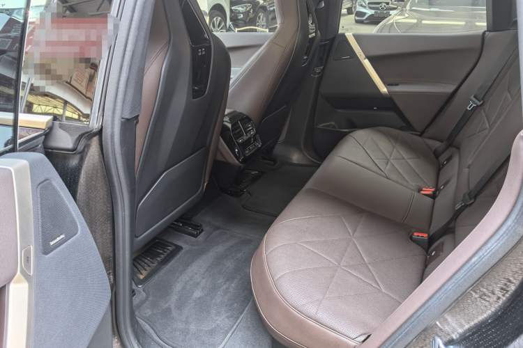 Used BMW iX 2022 xDrive40 Exterior 5