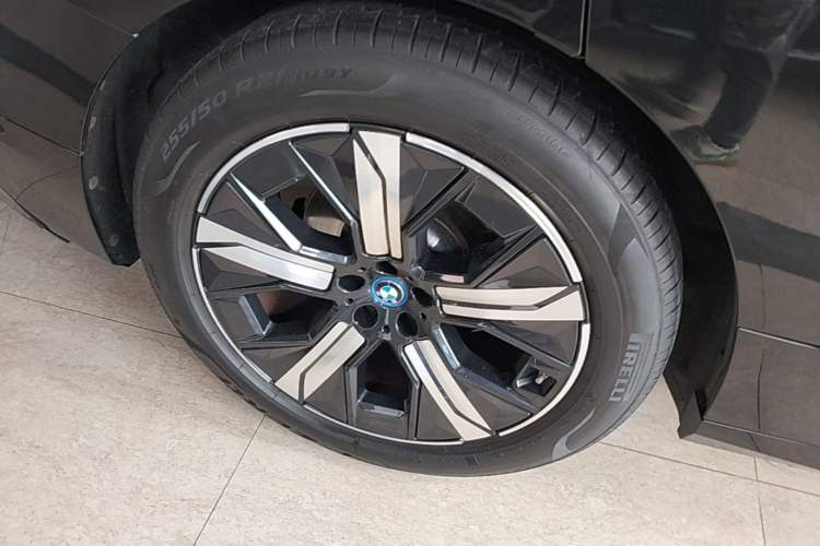 Used BMW iX 2022 xDrive40 Exterior 5