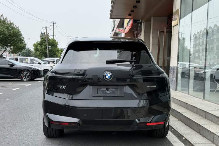 Used BMW iX 2022 xDrive40 Exterior 5