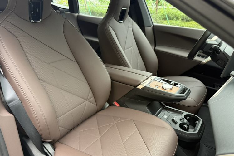 Used BMW iX 2022 xDrive40 Exterior 5
