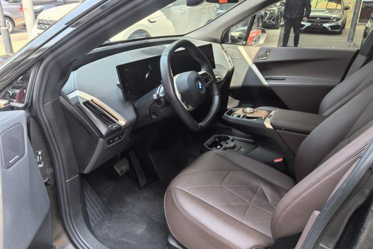 Used BMW iX 2022 xDrive40 Exterior 8