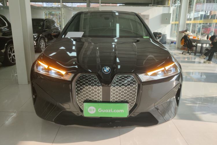Used BMW iX 2022 xDrive40 Front
