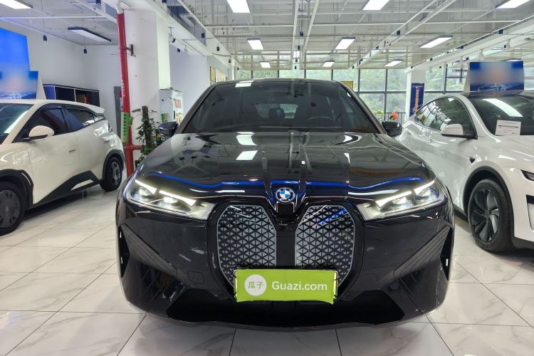 Used BMW iX 2022 xDrive40 Front