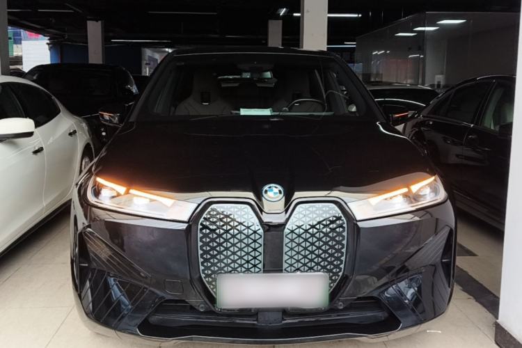 Used BMW iX 2022 xDrive40 Front