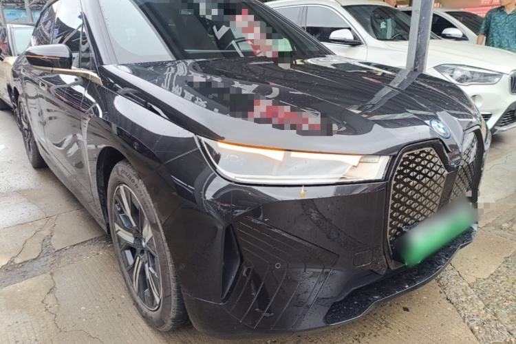 Used BMW iX 2022 xDrive40 Front Right 45 Deg