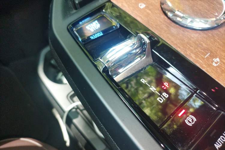Used BMW iX 2022 xDrive40 Gear Lever