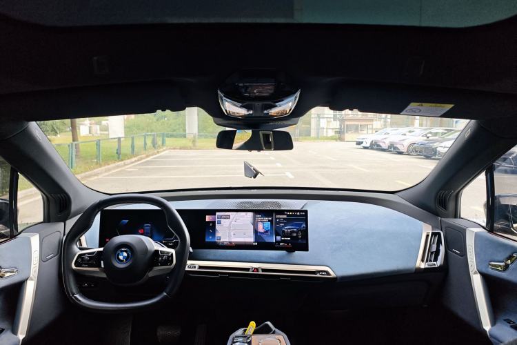 Used BMW iX 2022 xDrive40 Interior 1