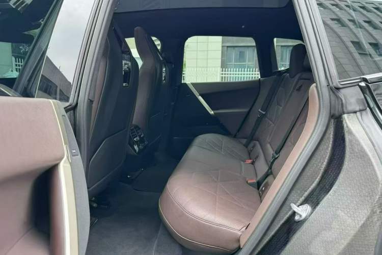 Used BMW iX 2022 xDrive40 Interior 2
