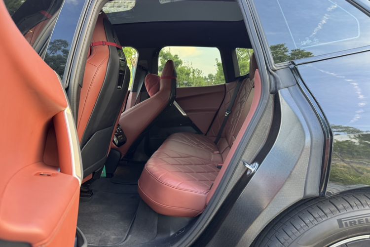 Used BMW iX 2022 xDrive50 Interior 4
