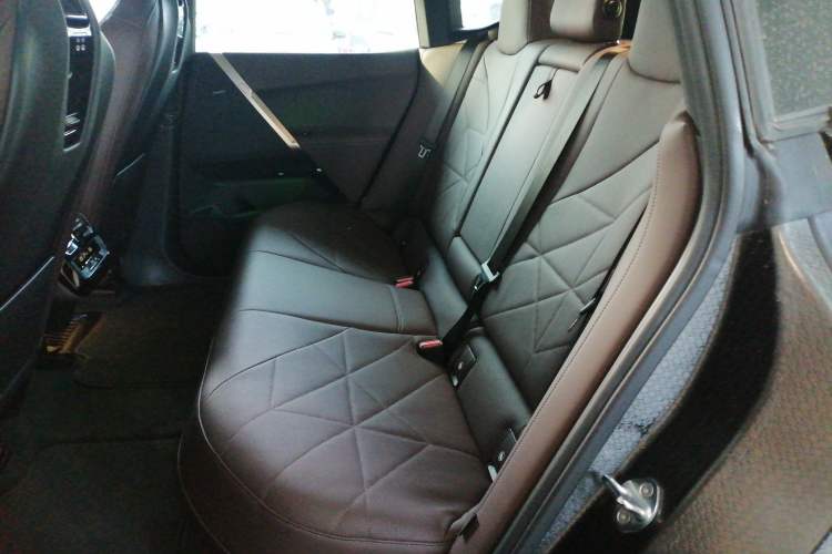 Used BMW iX 2022 xDrive40 Interior 4