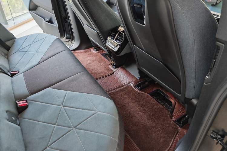 Used BMW iX 2022 xDrive50 Interior 5