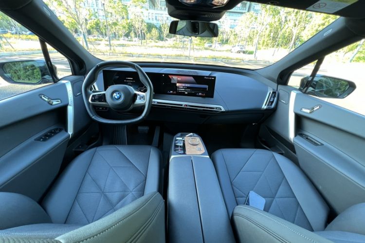 Used BMW iX 2022 xDrive40 Interior 7