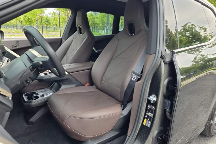 Used BMW iX 2022 xDrive40 Left Front Seat