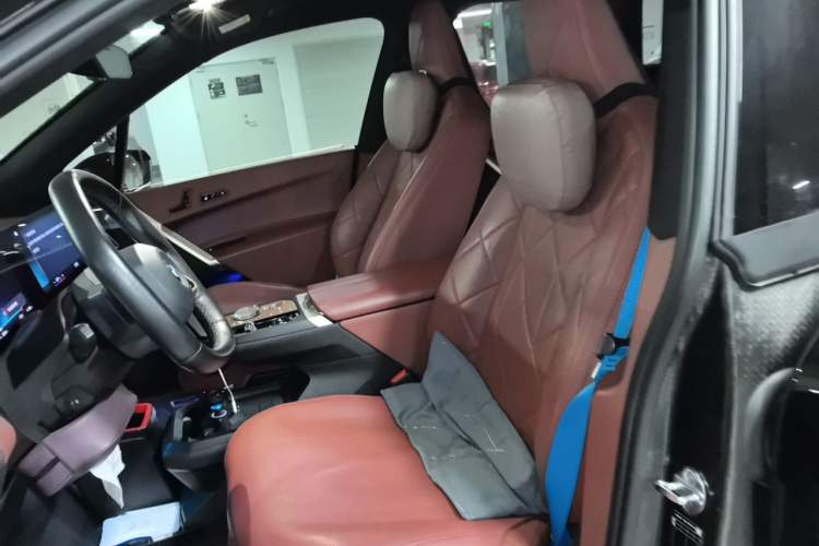 Used BMW iX 2022 M60 Left Front Seat
