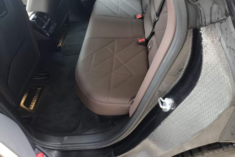 Used BMW iX 2022 xDrive40 Left Rear Seat