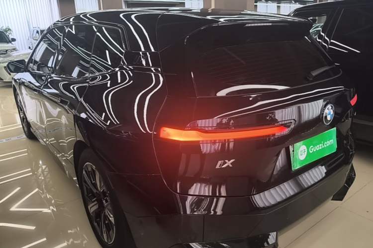 Used BMW iX 2022 xDrive40 Rear Left 45 Deg